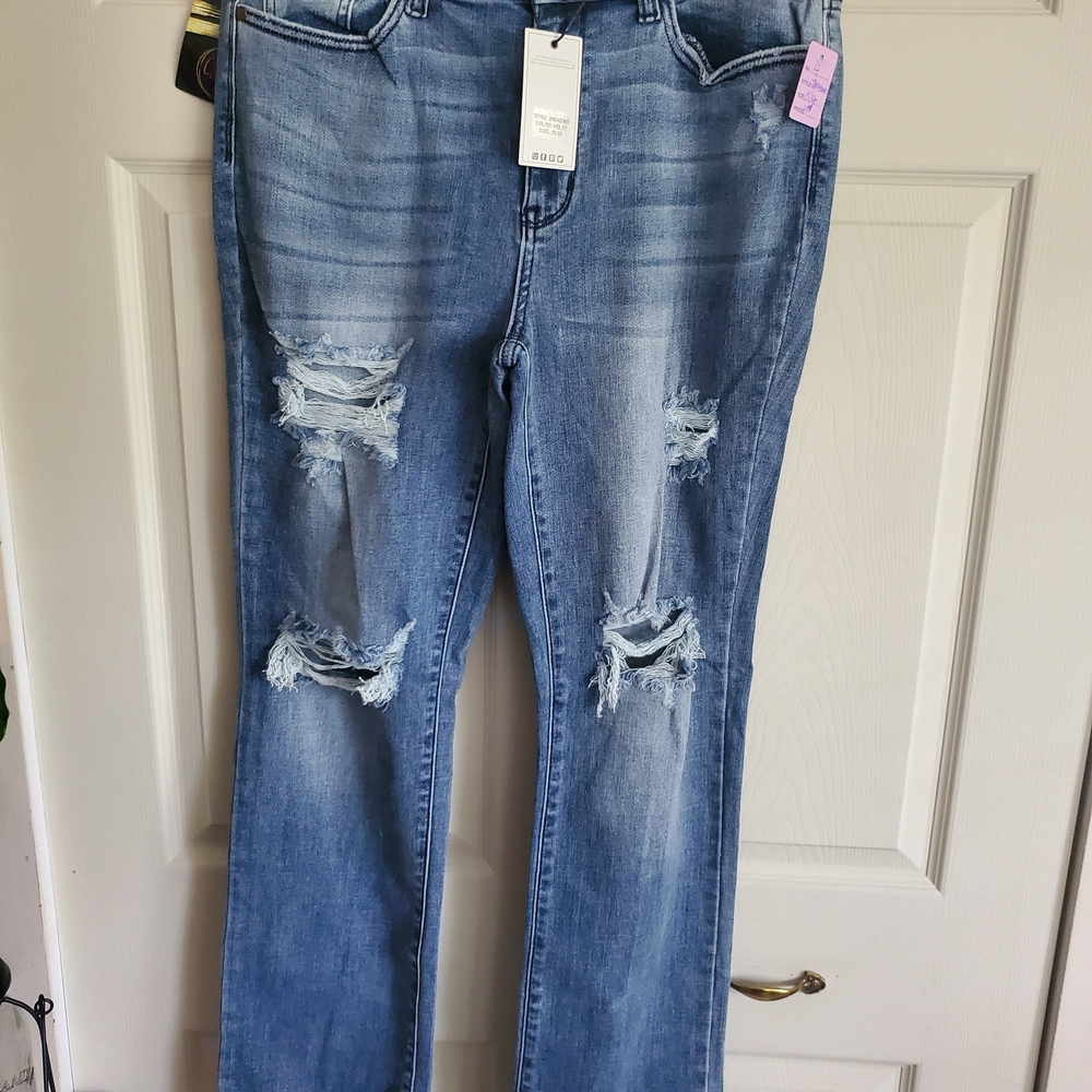 Judy Blue Distressed "Rough And Ready" Blue Jeans Size 15/32